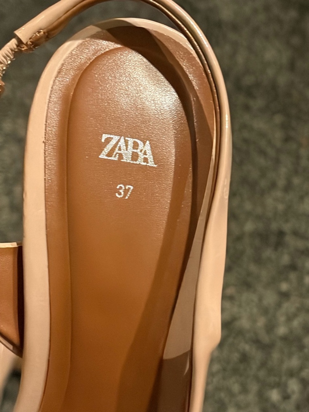 ZARA Nude Beige Patent Heels With Bow Sz 37 US 6.5  3” Heel - Picture 6 of 10